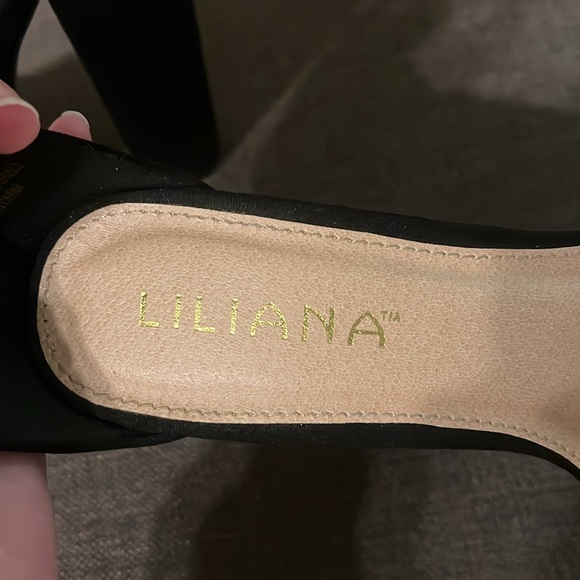 Liliana Black Heels - Picture 5 of 7